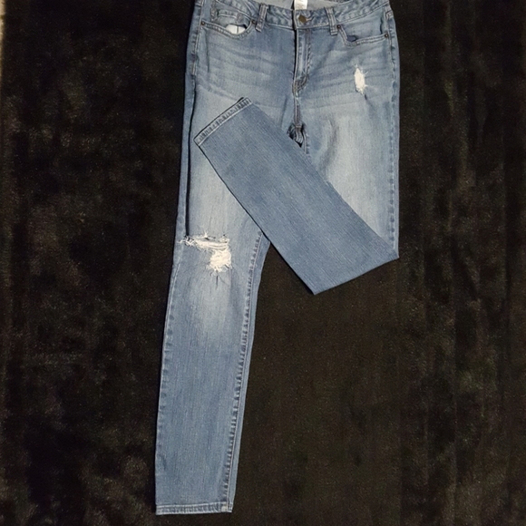 Westport Denim - Westport Signature Fit Distressed Skinny Jeans